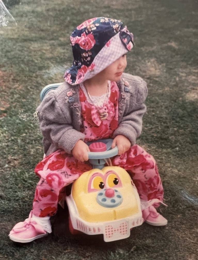 Emily_s childhood eccentric outfits, courtesy of her mama(2)