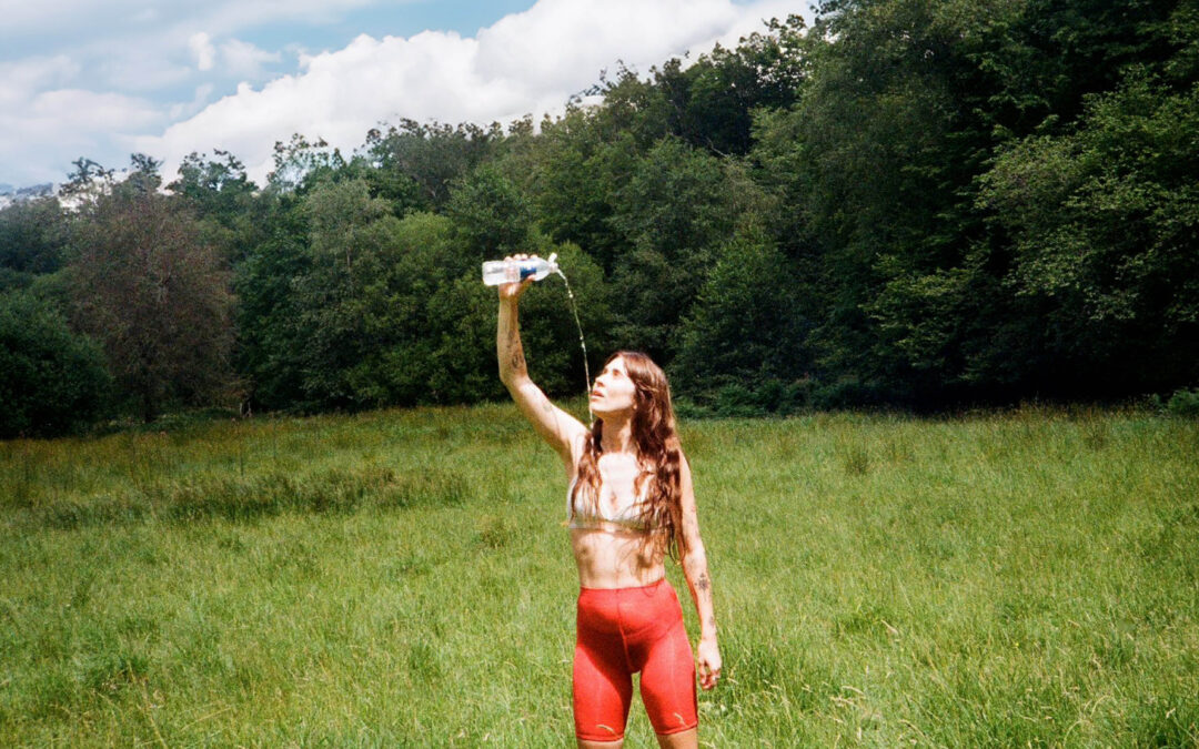 HONEYMOAN’s Alison Rachel Debuts Solo Project ‘Trillion Petals’ with EP ‘Hill After Pale Hill’