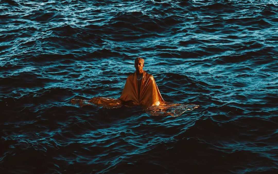 ART THEMES || THEME 8: The Weight of Light