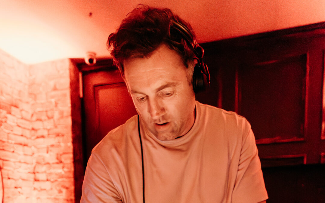 Richard Earnshaw & Sabrina Chyld release ‘Better For Me’